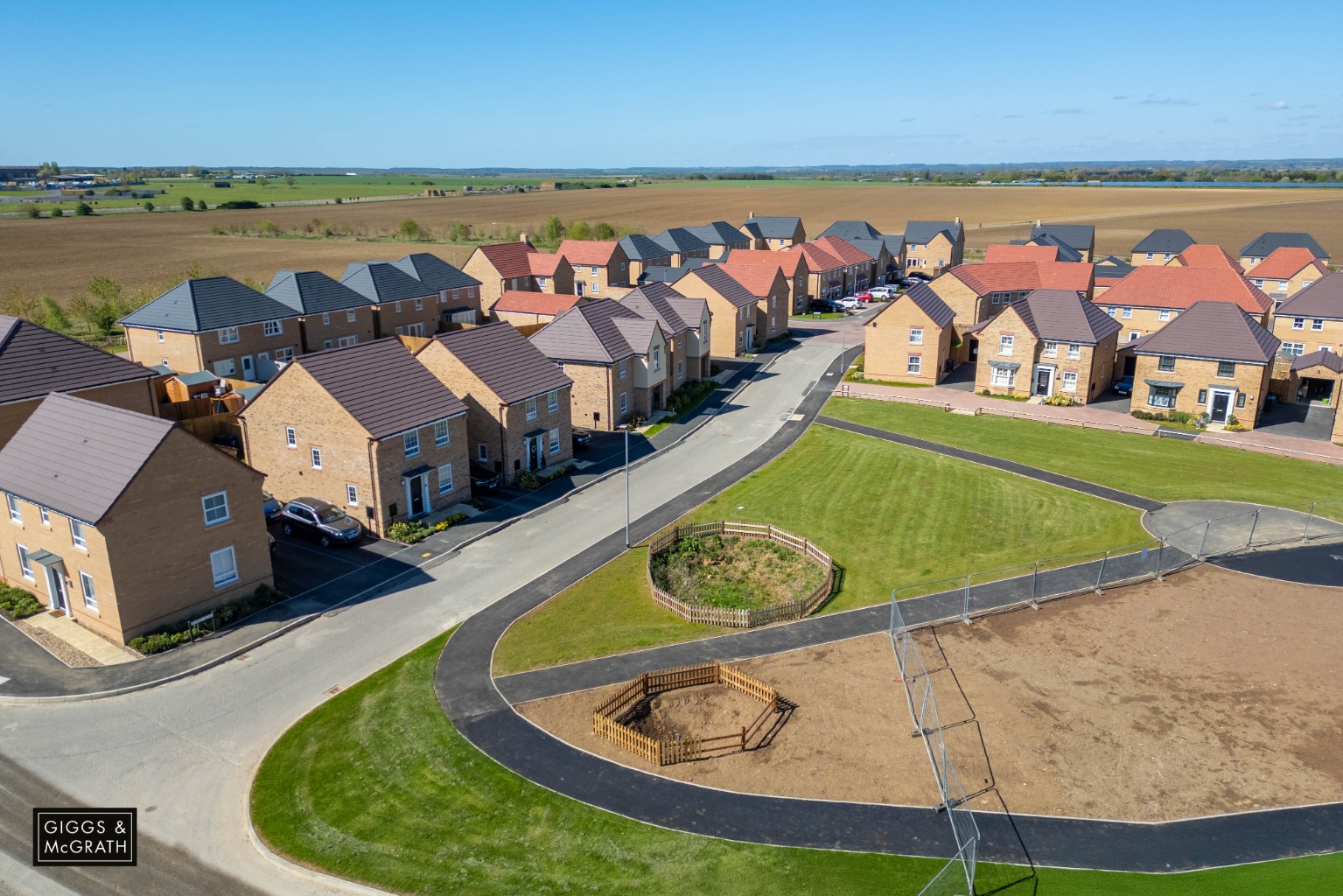 5 bed detached house for sale in Stoneman Way, Huntingdon  - Property Image 24