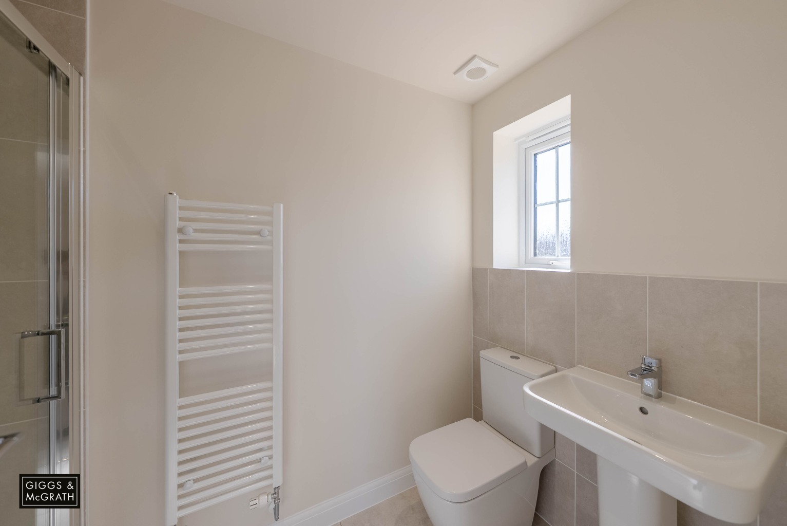 5 bed detached house for sale in Stoneman Way, Huntingdon  - Property Image 12