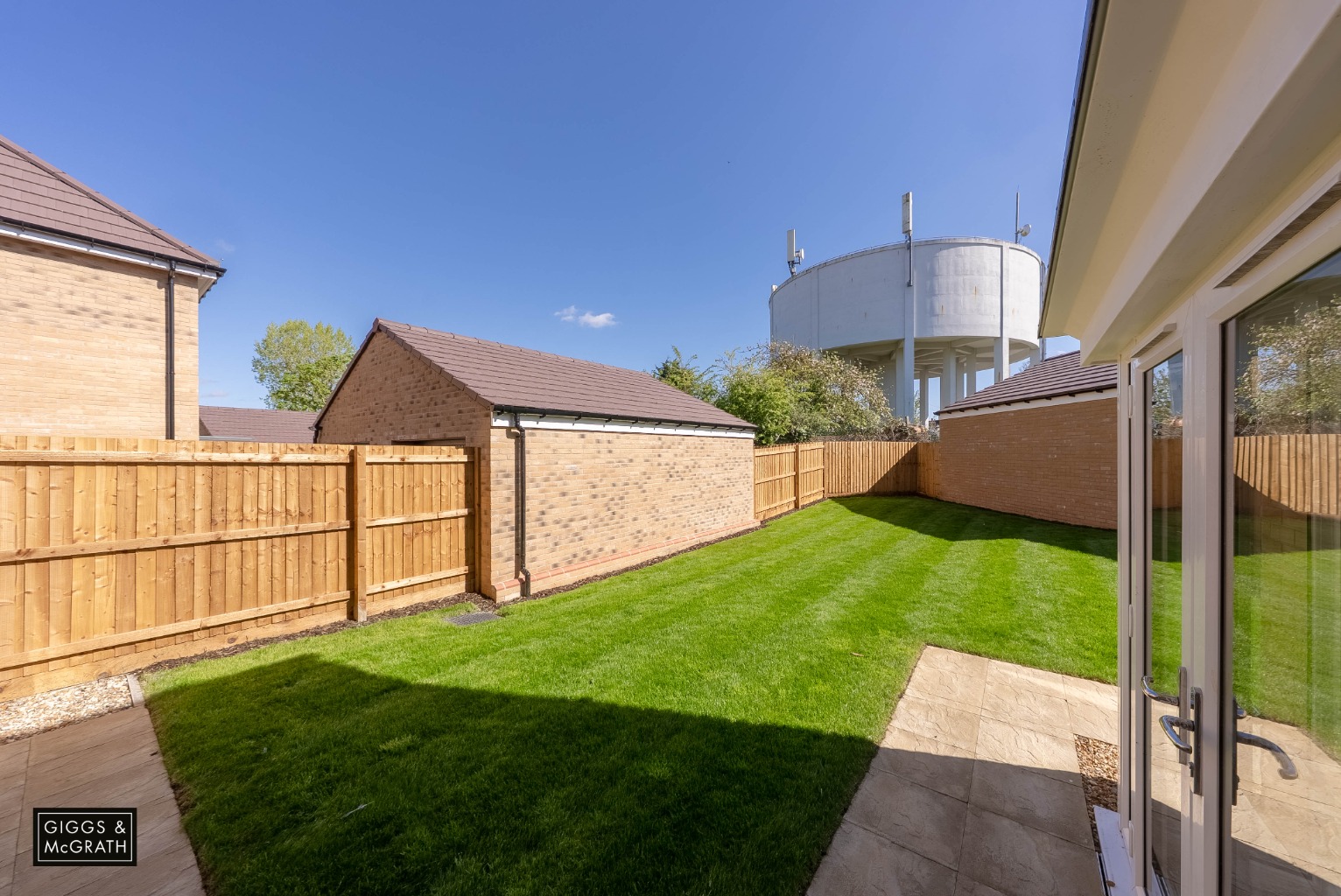 5 bed detached house for sale in Stoneman Way, Huntingdon  - Property Image 21