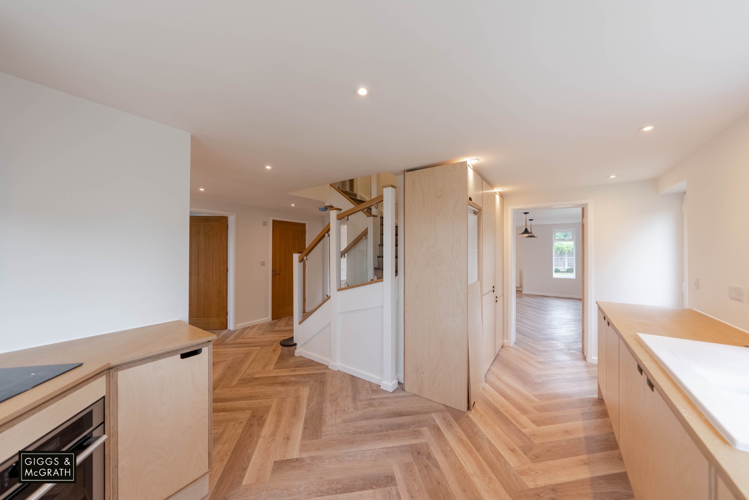 4 bed detached house for sale in Desborough Road, Cambridgeshire 5