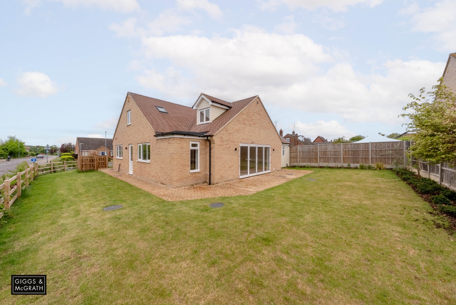 4 bed detached house for sale in Desborough Road, Cambridgeshire  - Property Image 20