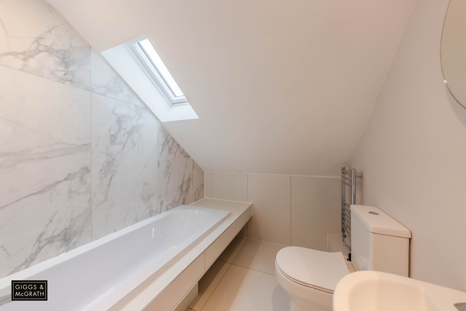 4 bed detached house for sale in Desborough Road, Cambridgeshire  - Property Image 18