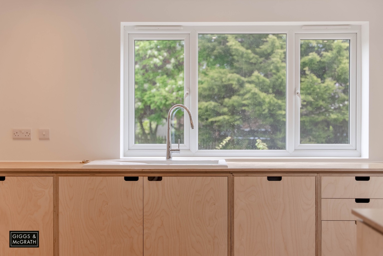 4 bed detached house for sale in Desborough Road, Cambridgeshire  - Property Image 22