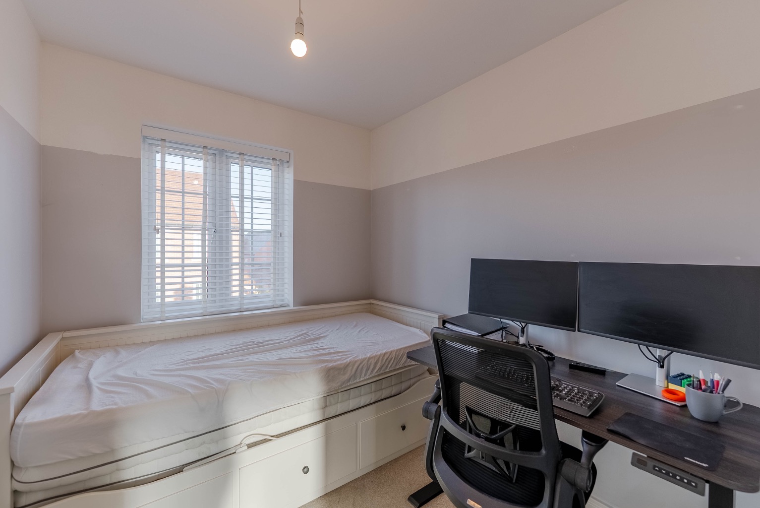 4 bed semi-detached house for sale in Lancaster Road, Huntingdon 12