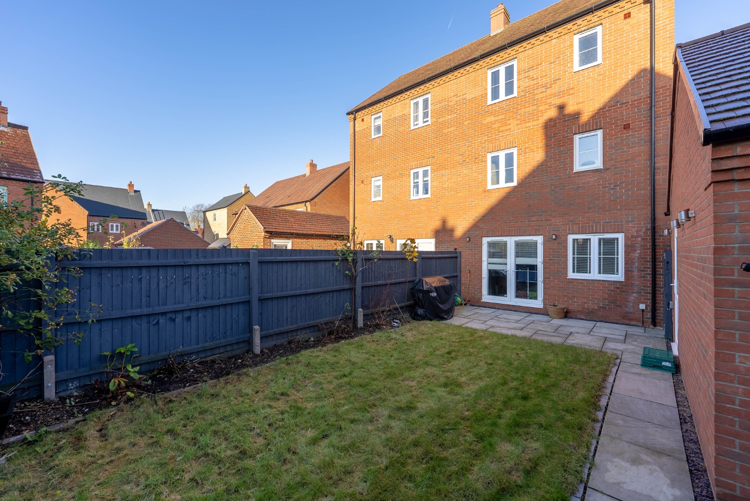 4 bed semi-detached house for sale in Lancaster Road, Huntingdon 14