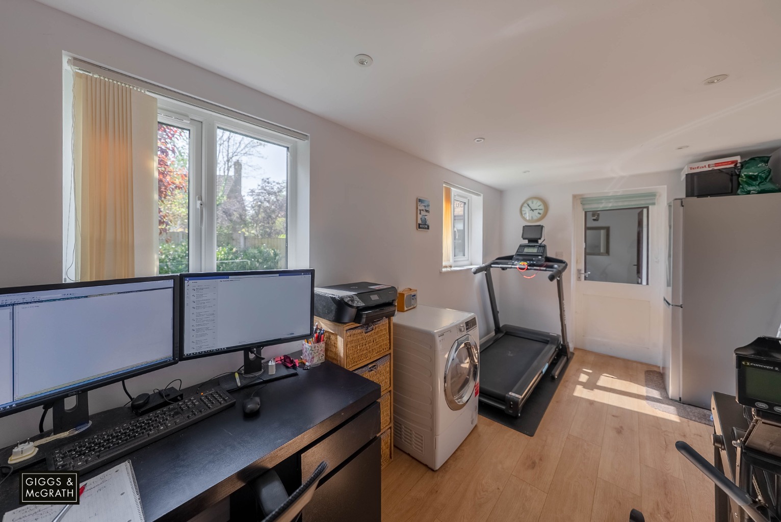 4 bed detached house for sale in Inhams Way, Cambridgeshire 3