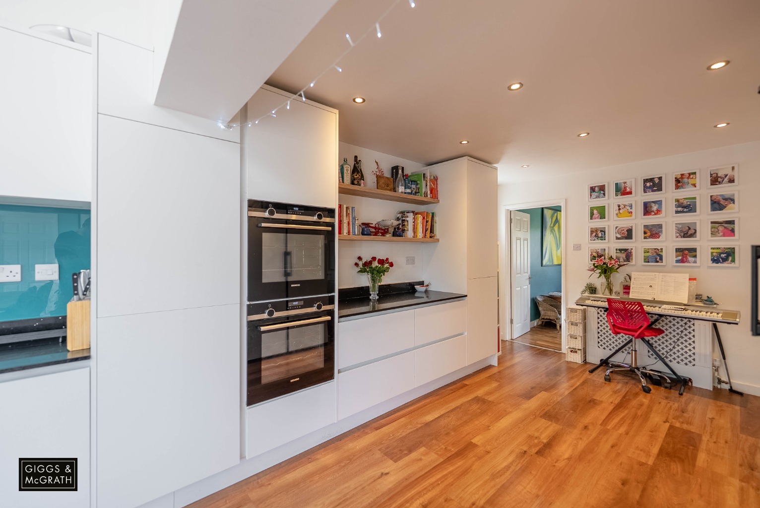 5 bed detached house for sale in Beldams, St. Ives  - Property Image 8