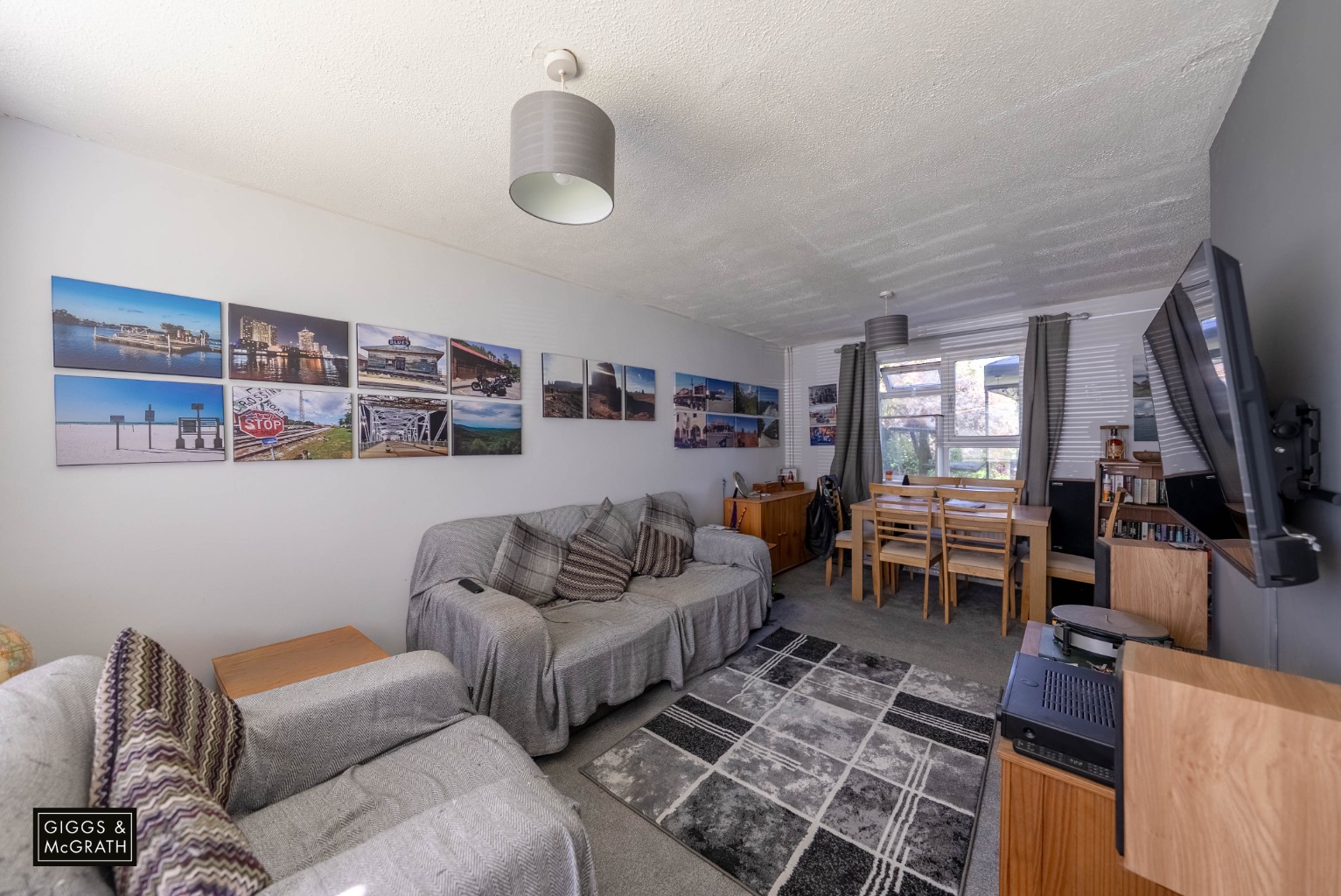 2 bed terraced house for sale in Durham Way, Huntingdon  - Property Image 3