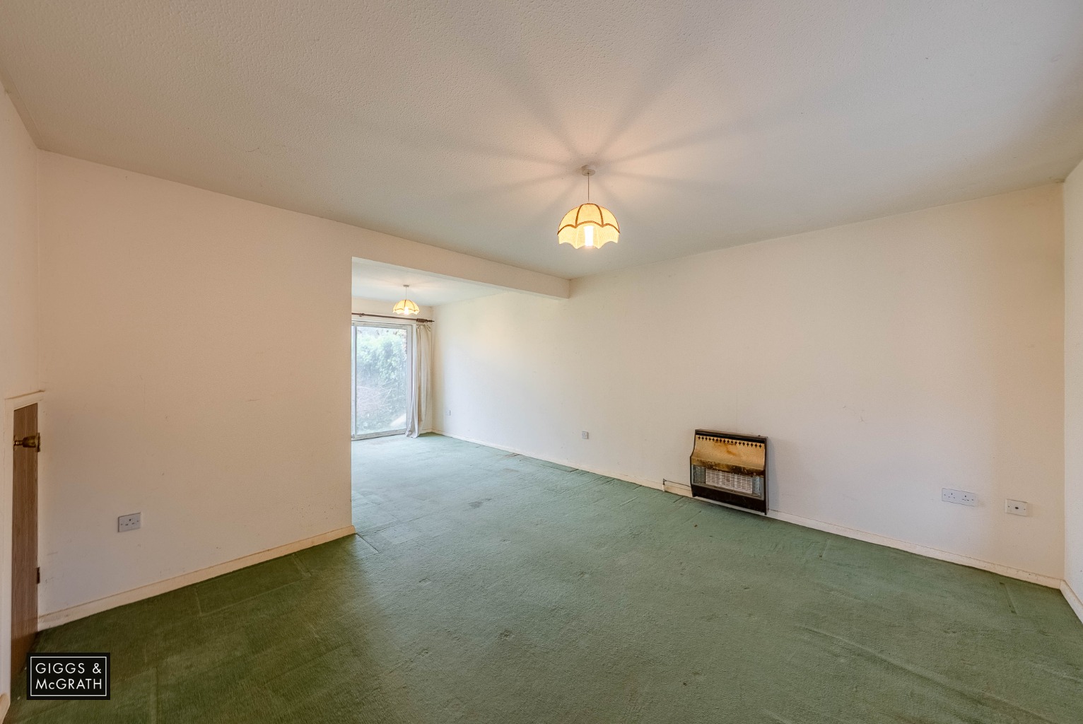 3 bed end of terrace house for sale in Witham Close, St. Ives  - Property Image 6