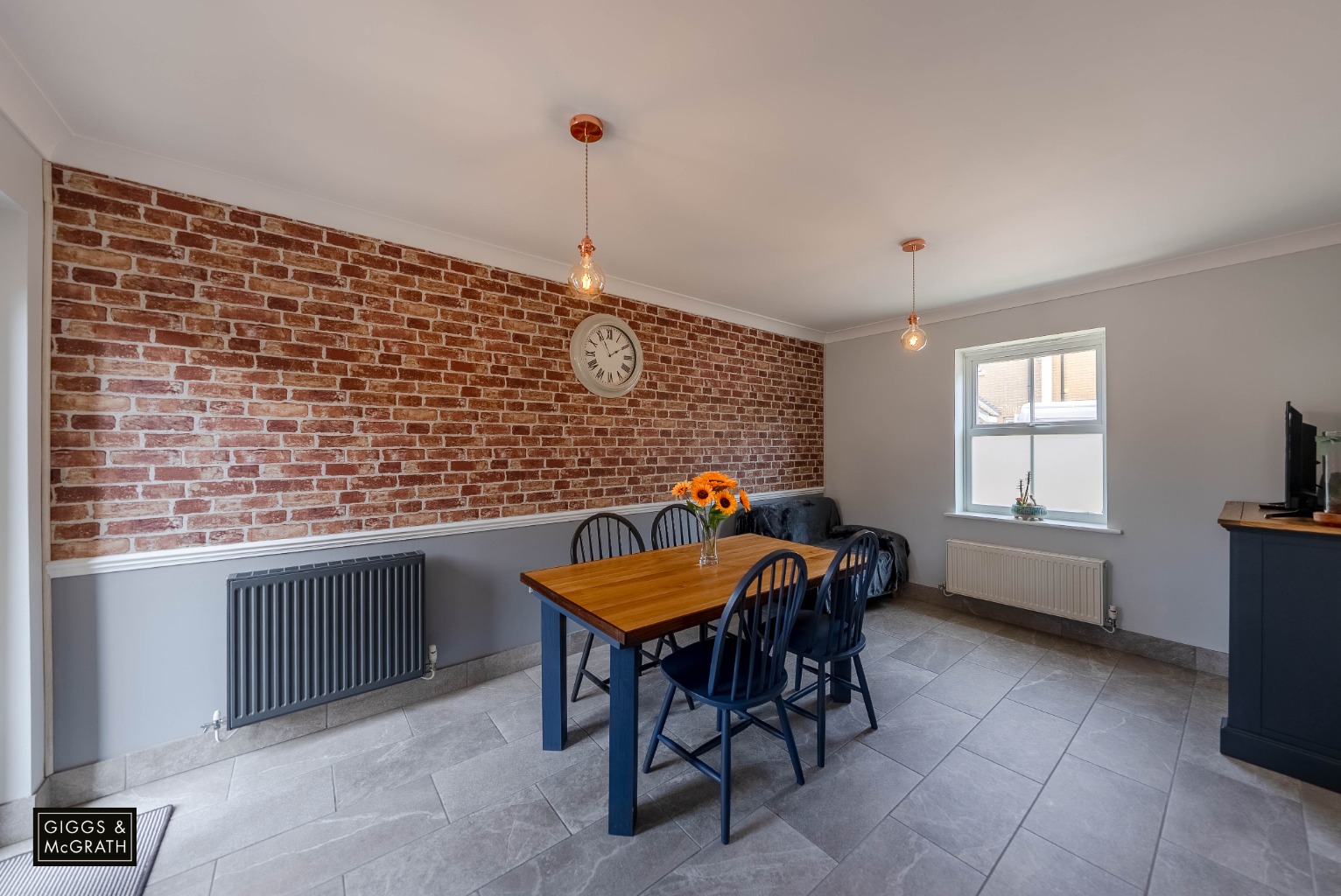 3 bed terraced house for sale in Christie Drive, Huntingdon  - Property Image 6