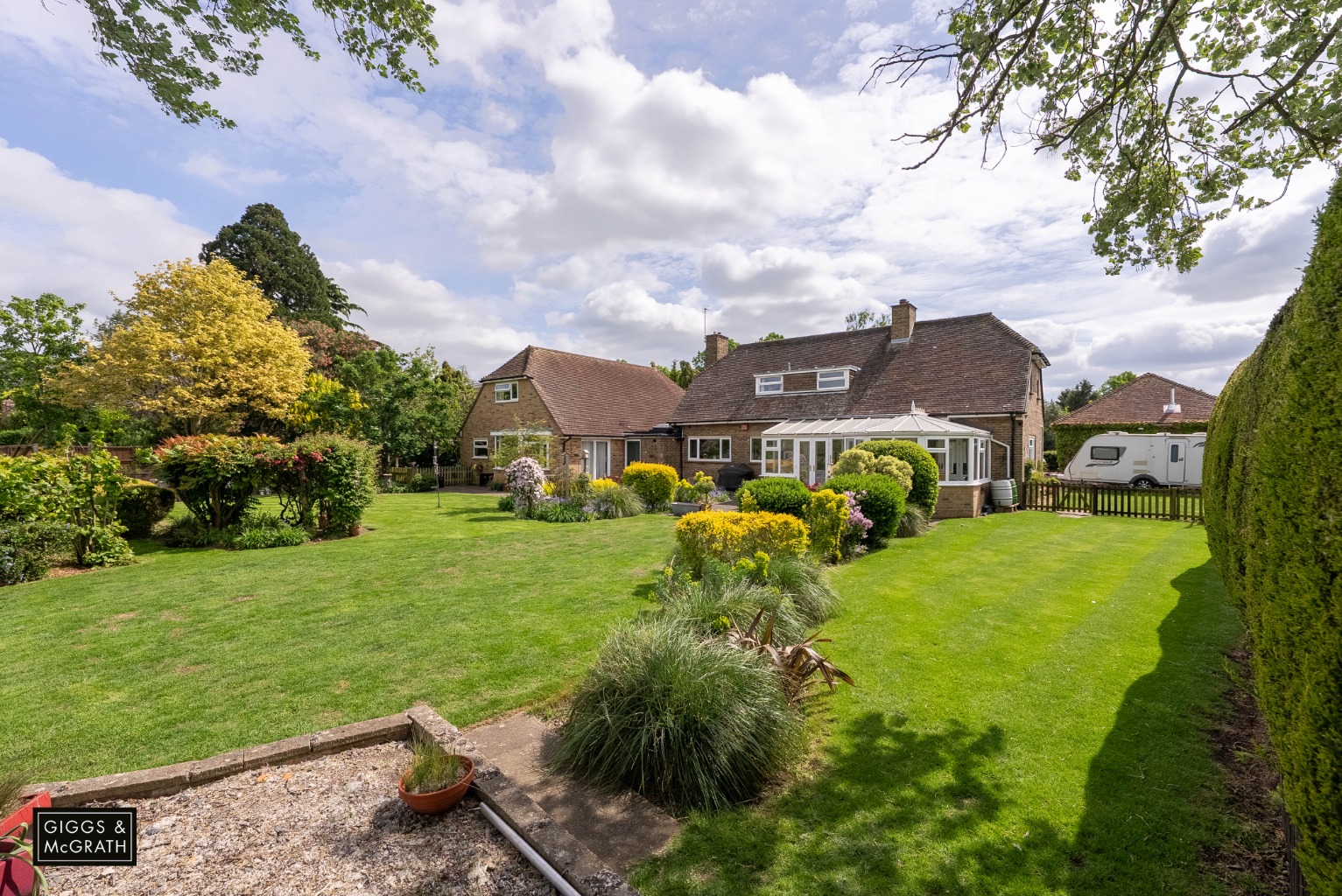 5 bed detached house for sale in Huntingdon Road, Huntingdon  - Property Image 1