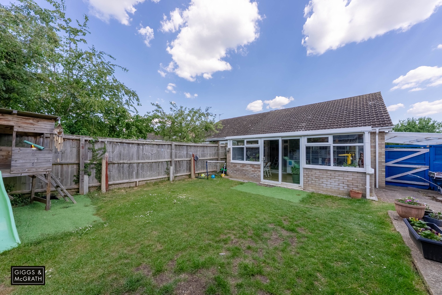 2 bed semi-detached bungalow for sale in Ashton Close, St. Ives  - Property Image 16