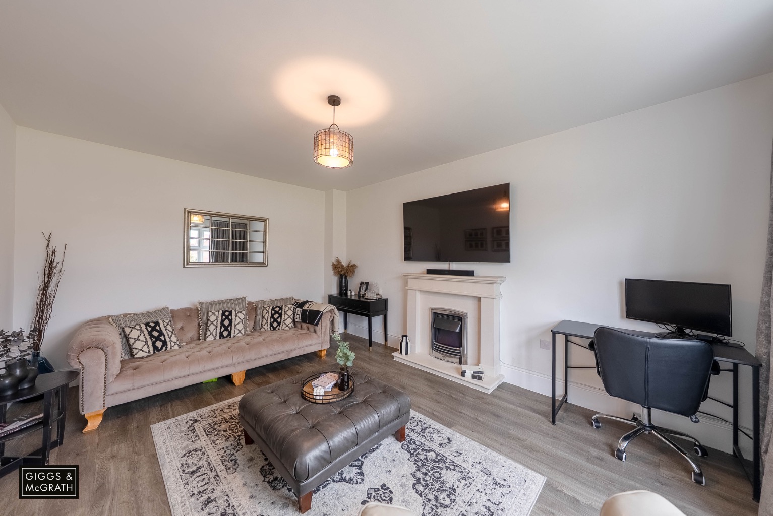 4 bed detached house for sale in Tiptoff Close, Huntingdon 4