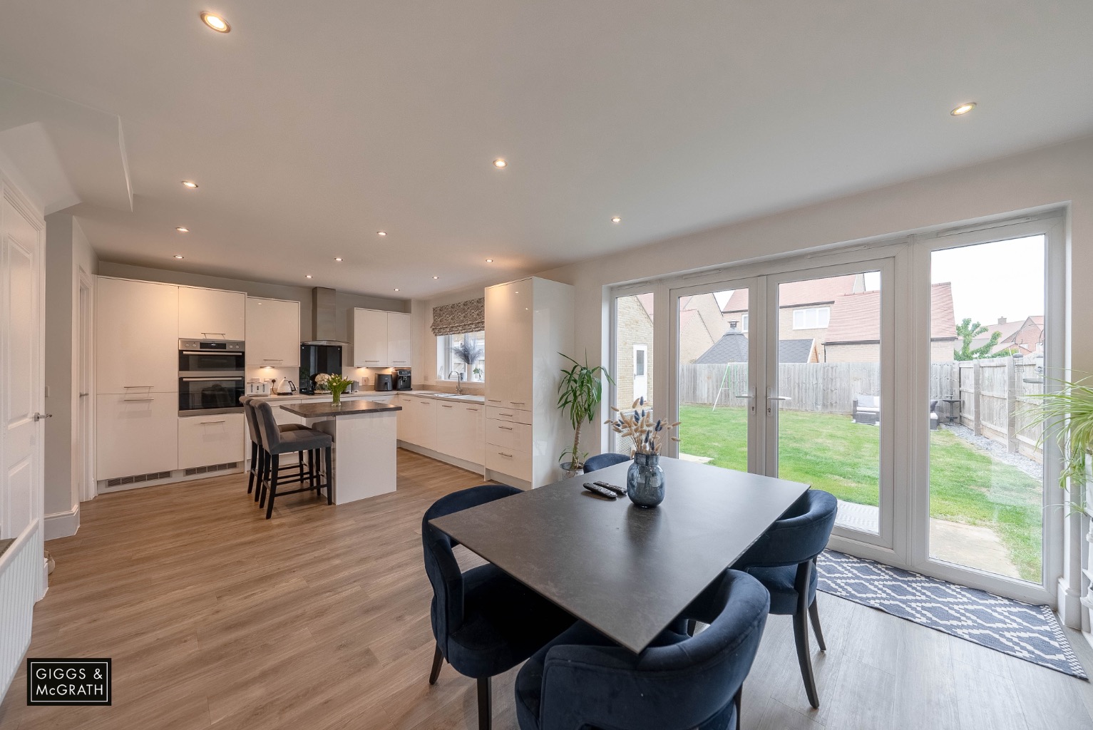 4 bed detached house for sale in Tiptoff Close, Huntingdon 12