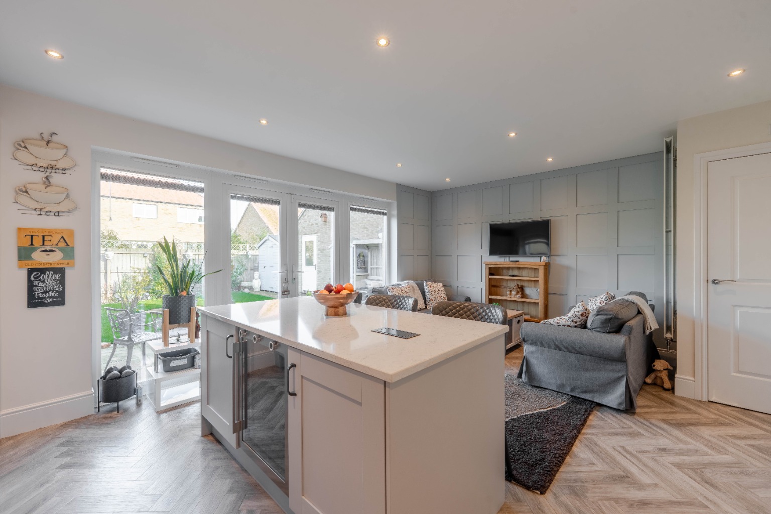 4 bed detached house for sale in Peccle Close, Huntingdon  - Property Image 9