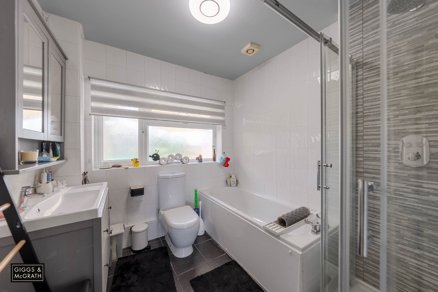 7 bed detached bungalow for sale in Warboys Road, Huntingdon  - Property Image 11