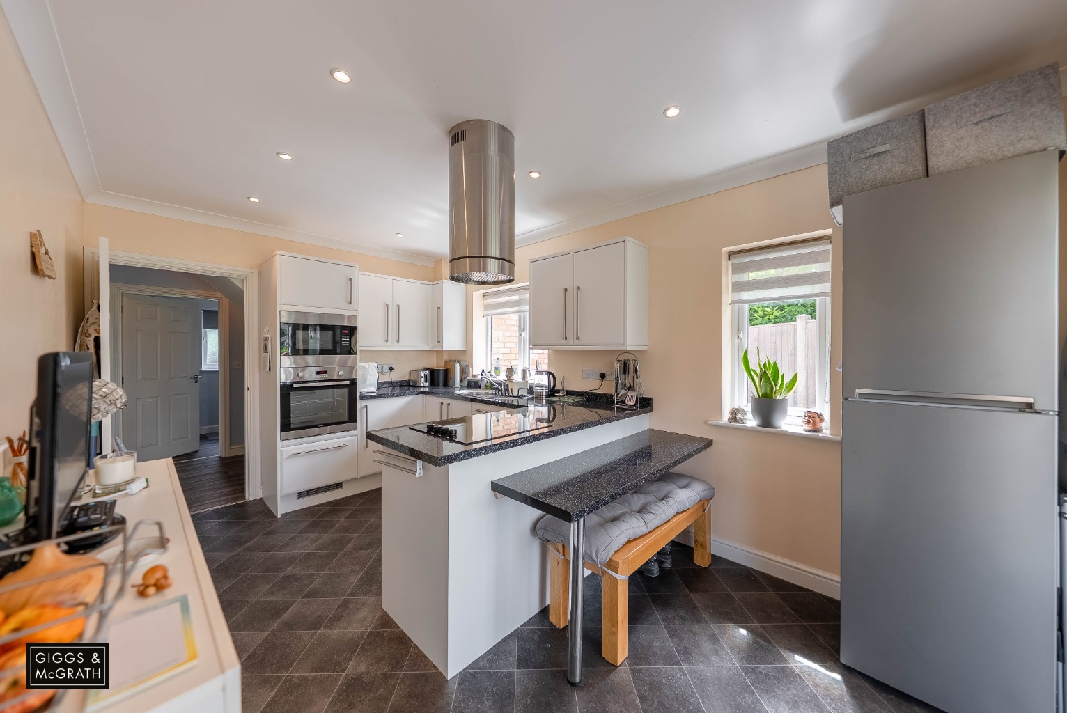 7 bed detached bungalow for sale in Warboys Road, Huntingdon  - Property Image 17