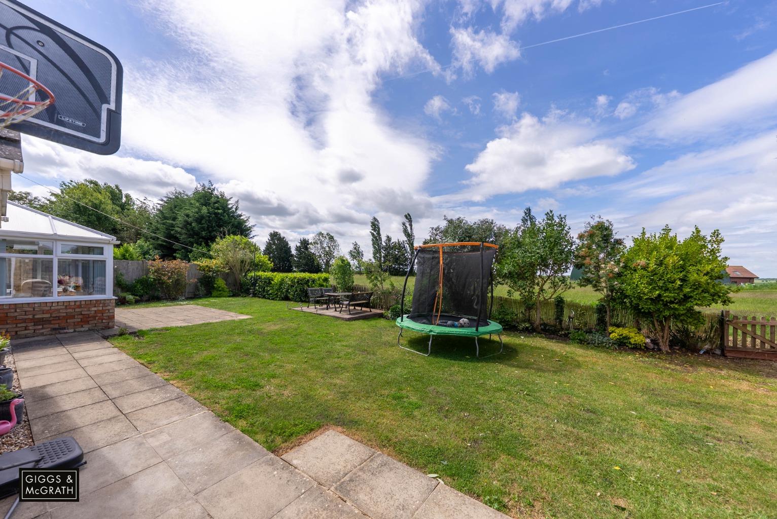 7 bed detached bungalow for sale in Warboys Road, Huntingdon  - Property Image 2
