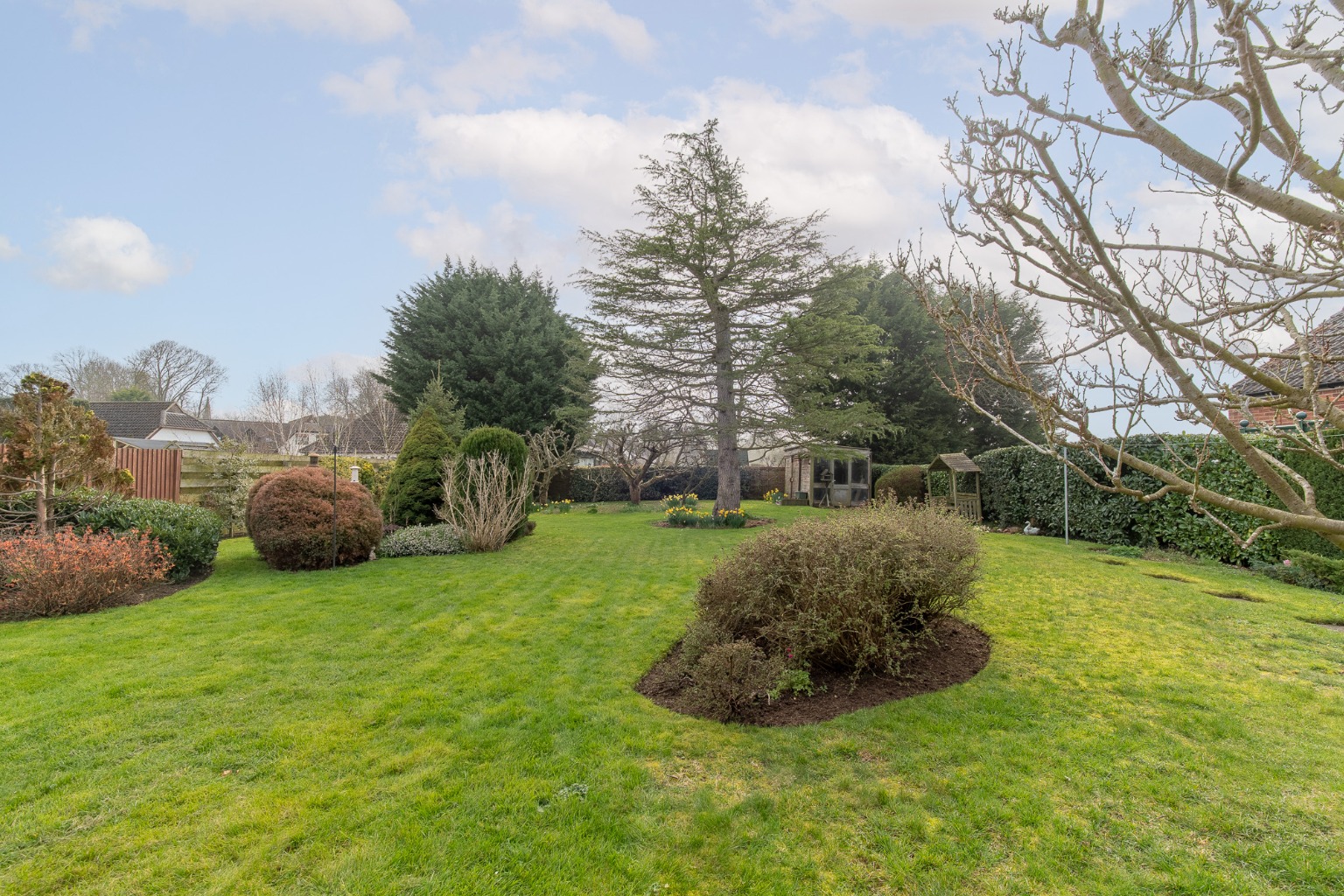 4 bed detached house for sale in Huntingdon Road, Huntingdon 1