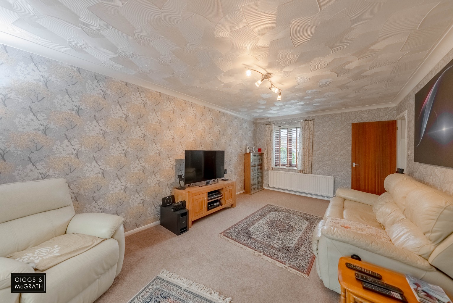 3 bed link detached house for sale in Crane Street, Huntingdon  - Property Image 4