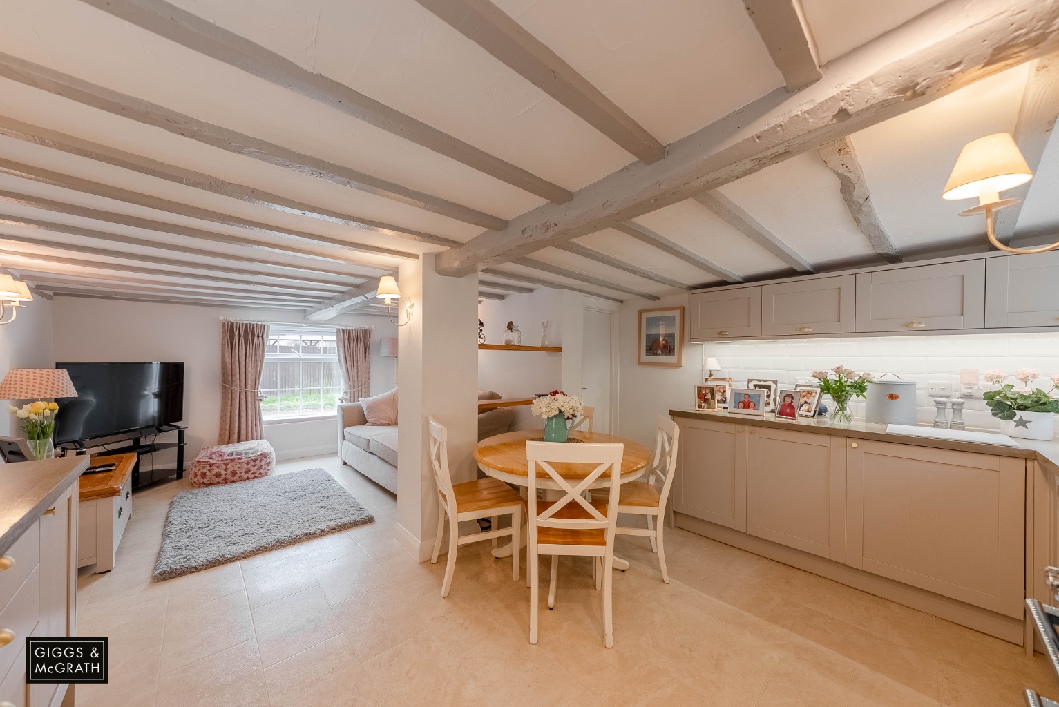 4 bed detached house for sale in Hamerton Road, Huntingdon  - Property Image 4