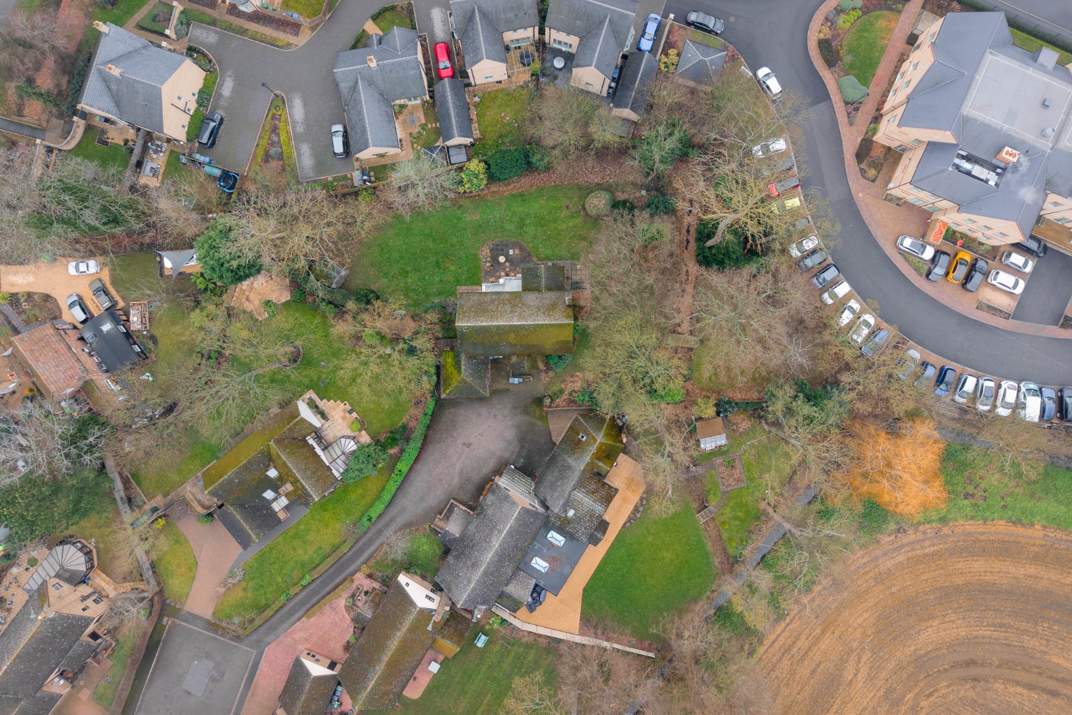 4 bed detached house for sale in Allens Orchard, Cambridgeshire  - Property Image 27