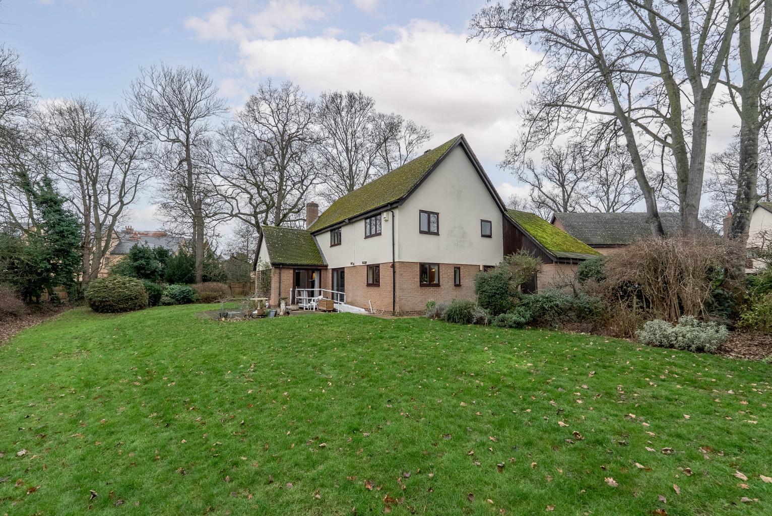 4 bed detached house for sale in Allens Orchard, Cambridgeshire 1