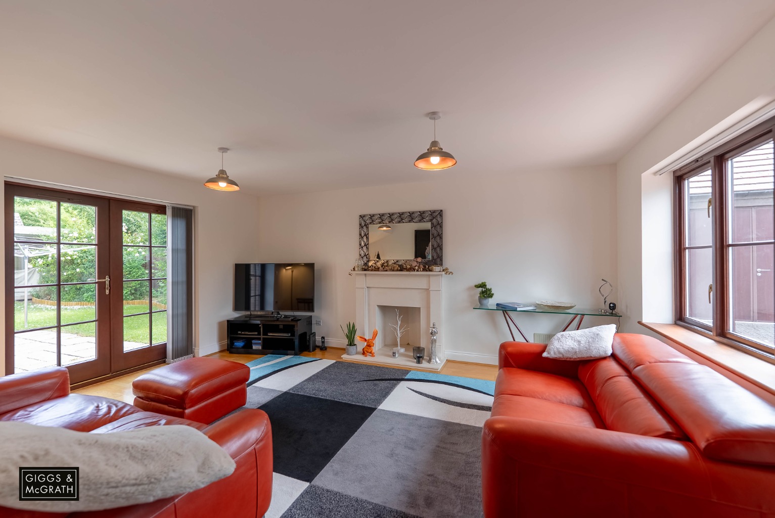 4 bed detached house for sale in Helens Close, Huntingdon 1