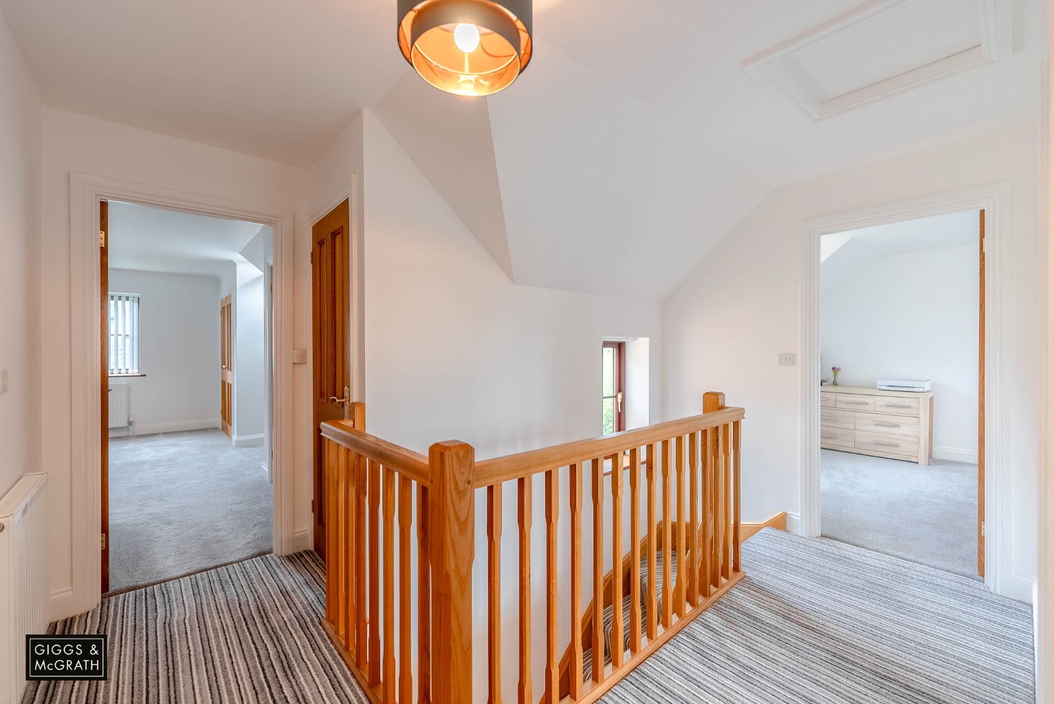 4 bed detached house for sale in Helens Close, Huntingdon  - Property Image 10