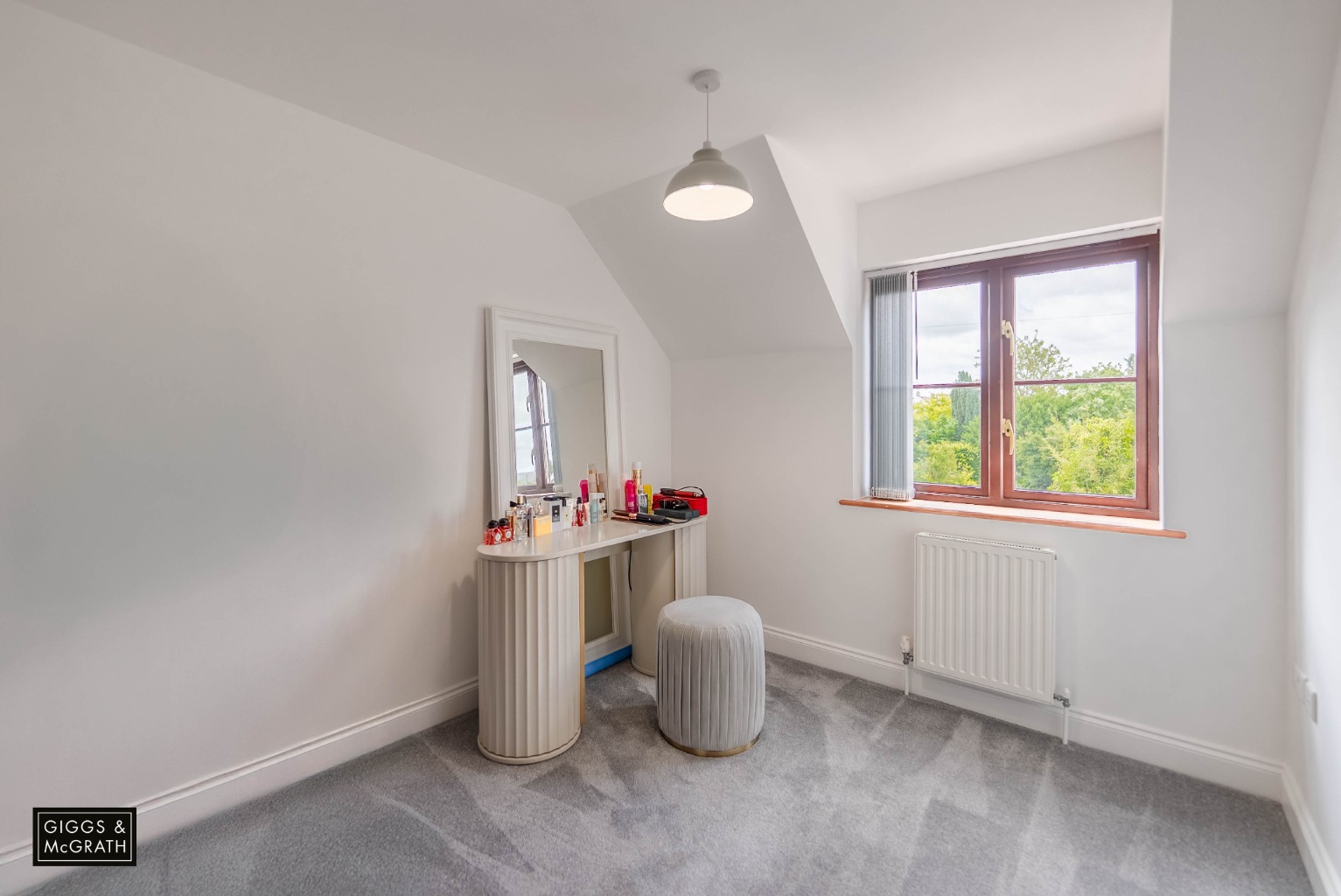 4 bed detached house for sale in Helens Close, Huntingdon  - Property Image 15