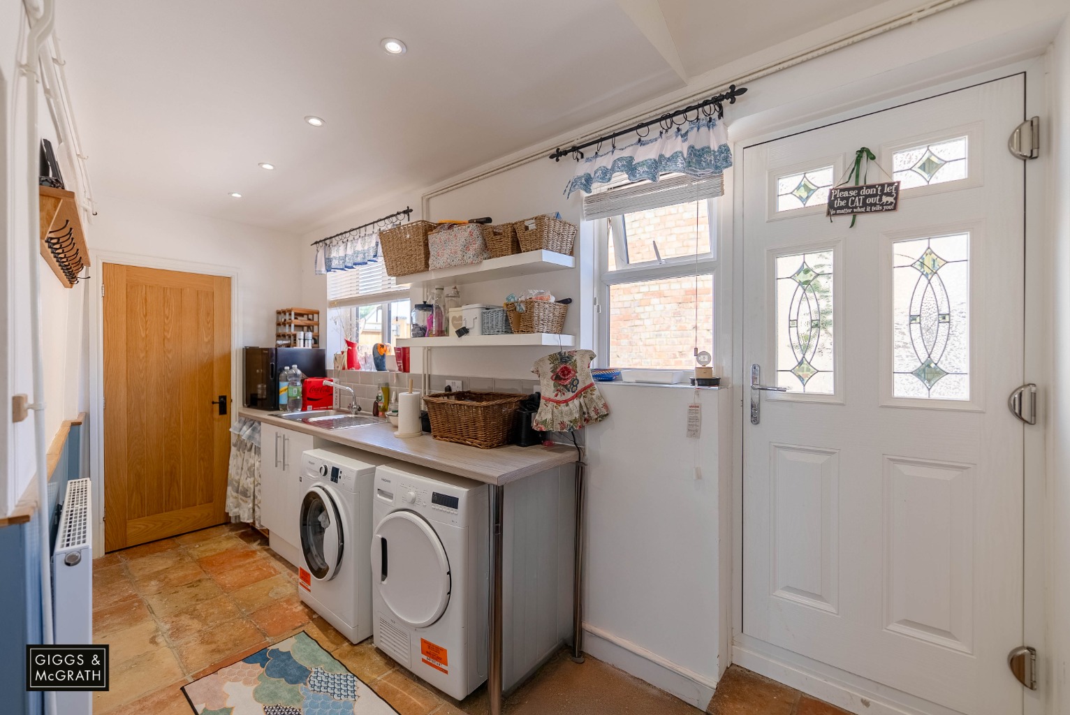 4 bed semi-detached house for sale in London Street, Huntingdon  - Property Image 8