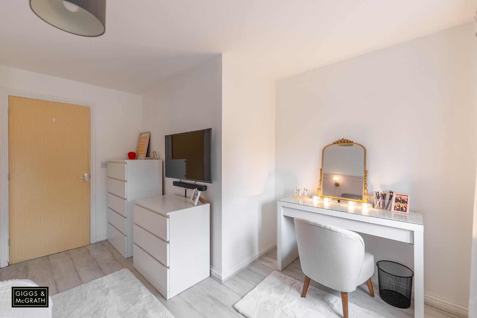 2 bed semi-detached house for sale in Wren Close, St. Ives  - Property Image 9