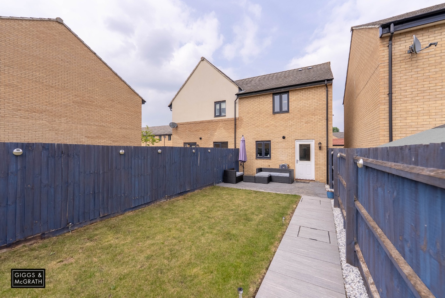 2 bed semi-detached house for sale in Wren Close, St. Ives  - Property Image 13