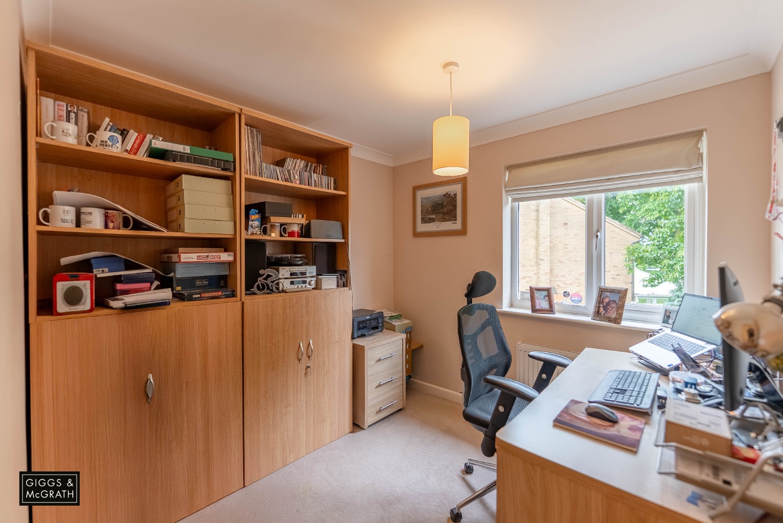 5 bed detached house for sale in Spinney Field, Cambridgeshire  - Property Image 7