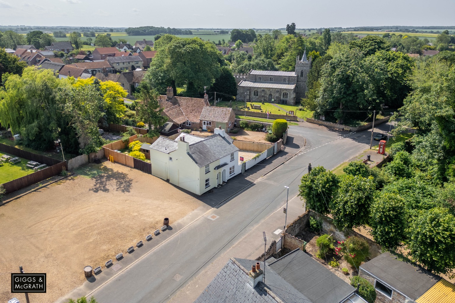 2 bed semi-detached house for sale in High Street, Huntingdon  - Property Image 16