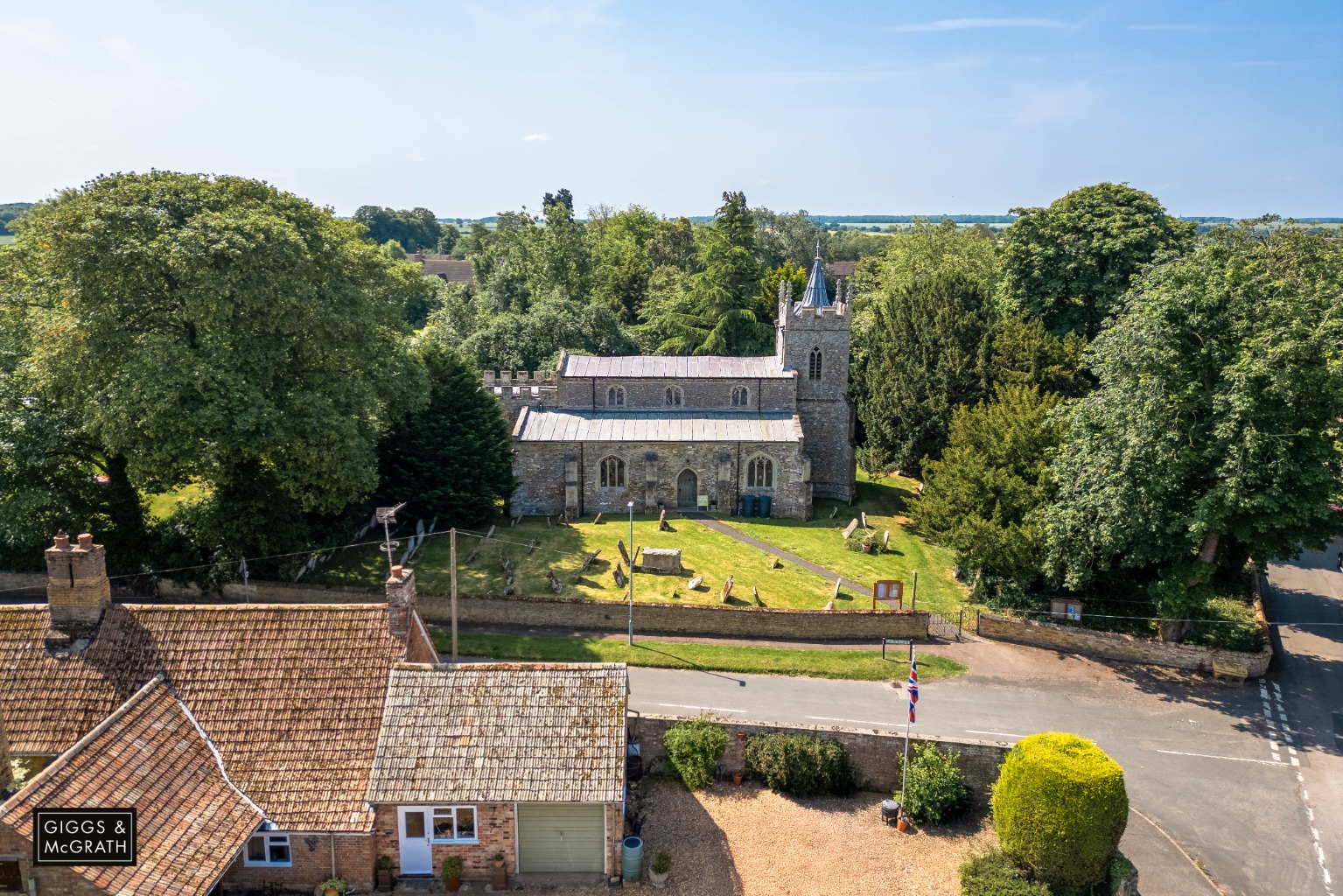 2 bed semi-detached house for sale in High Street, Huntingdon  - Property Image 17