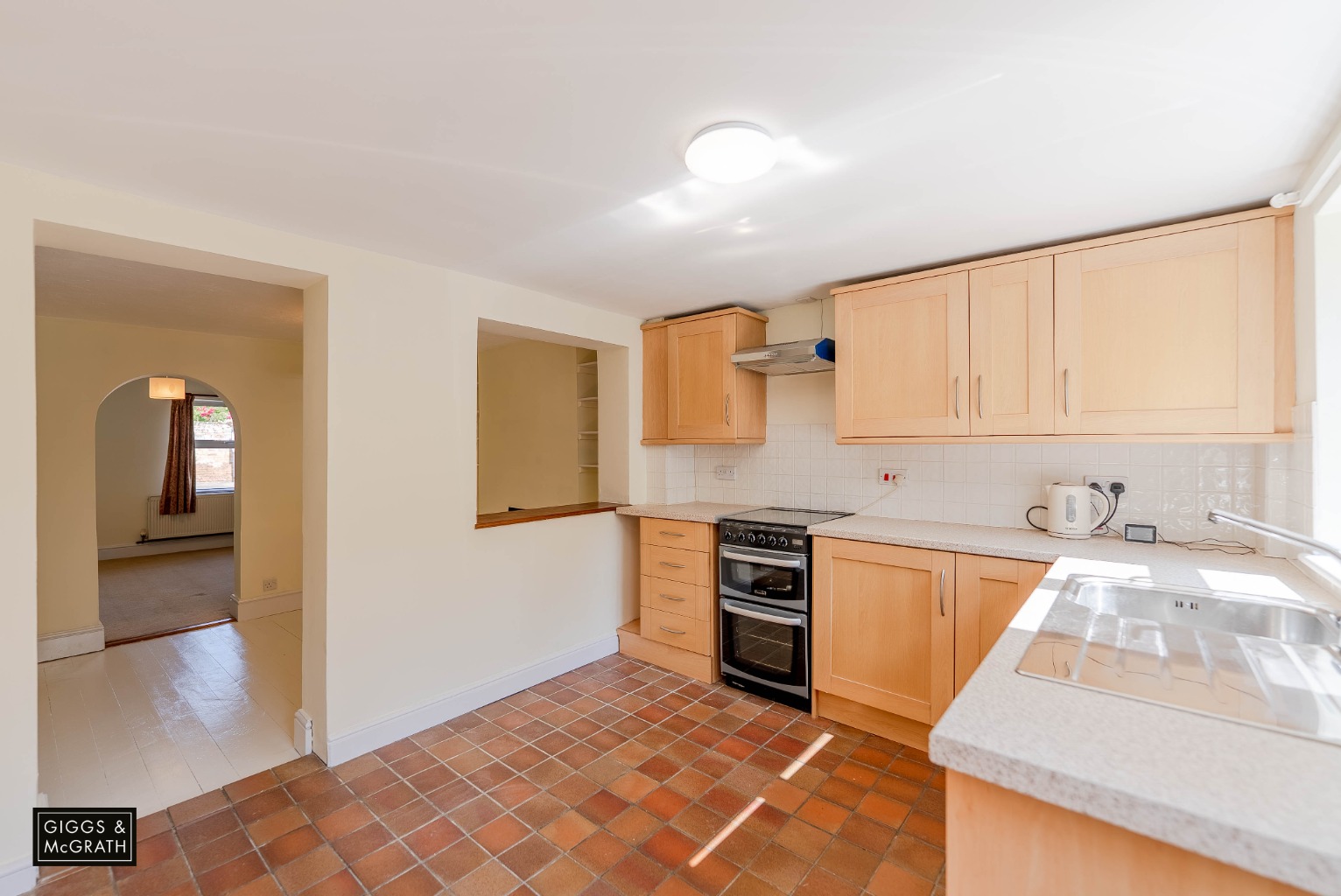 2 bed semi-detached house for sale in High Street, Huntingdon 4