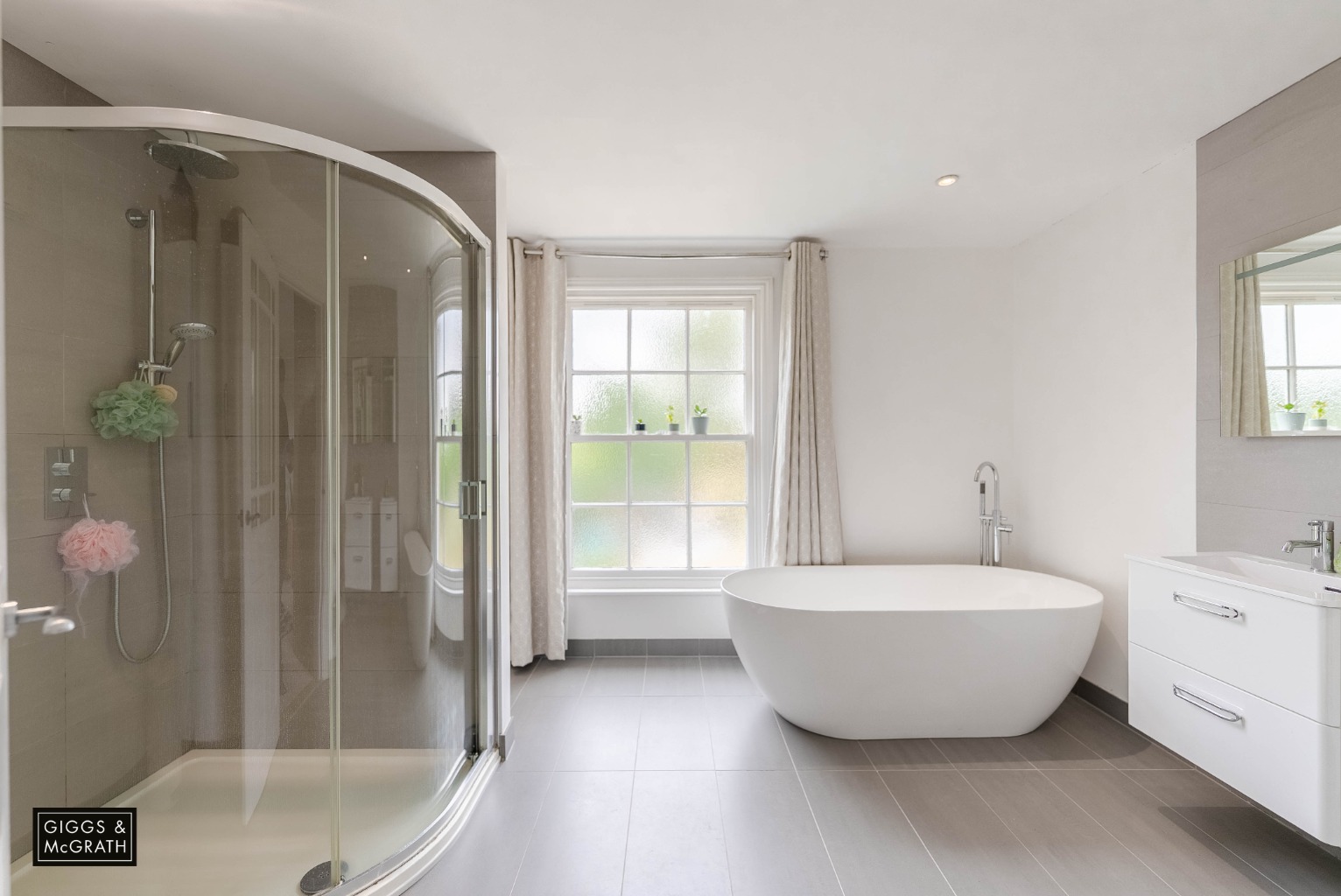 4 bed detached house for sale in Church Street, Huntingdon 13