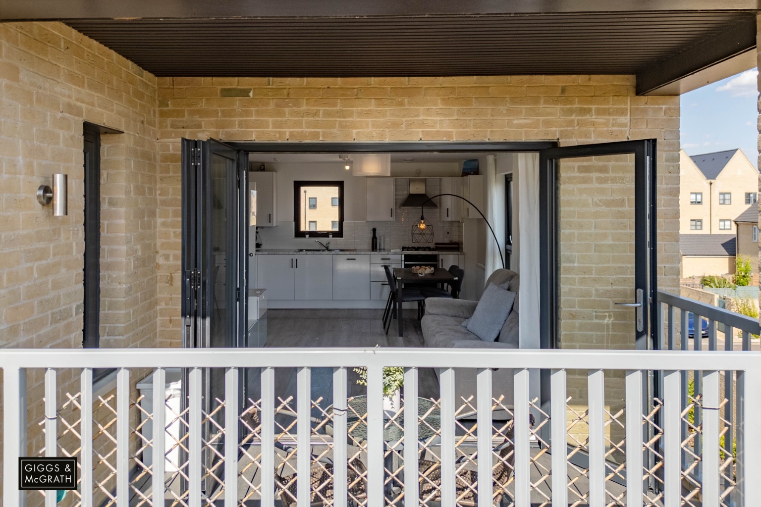 2 bed flat for sale in Cartwright Close, Huntingdon  - Property Image 12