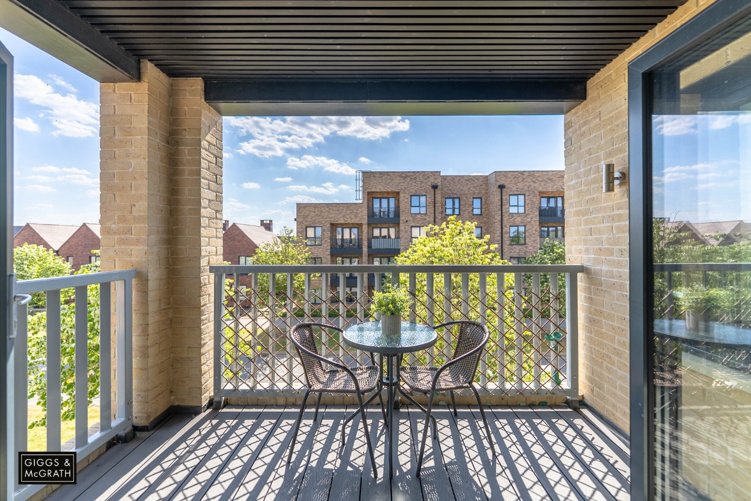 2 bed flat for sale in Cartwright Close, Huntingdon  - Property Image 4