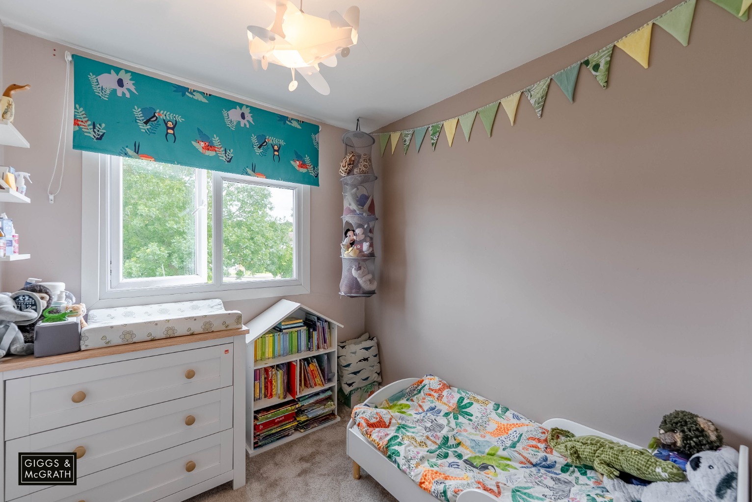 3 bed semi-detached house for sale in Manor Lane, Cambridgeshire  - Property Image 13