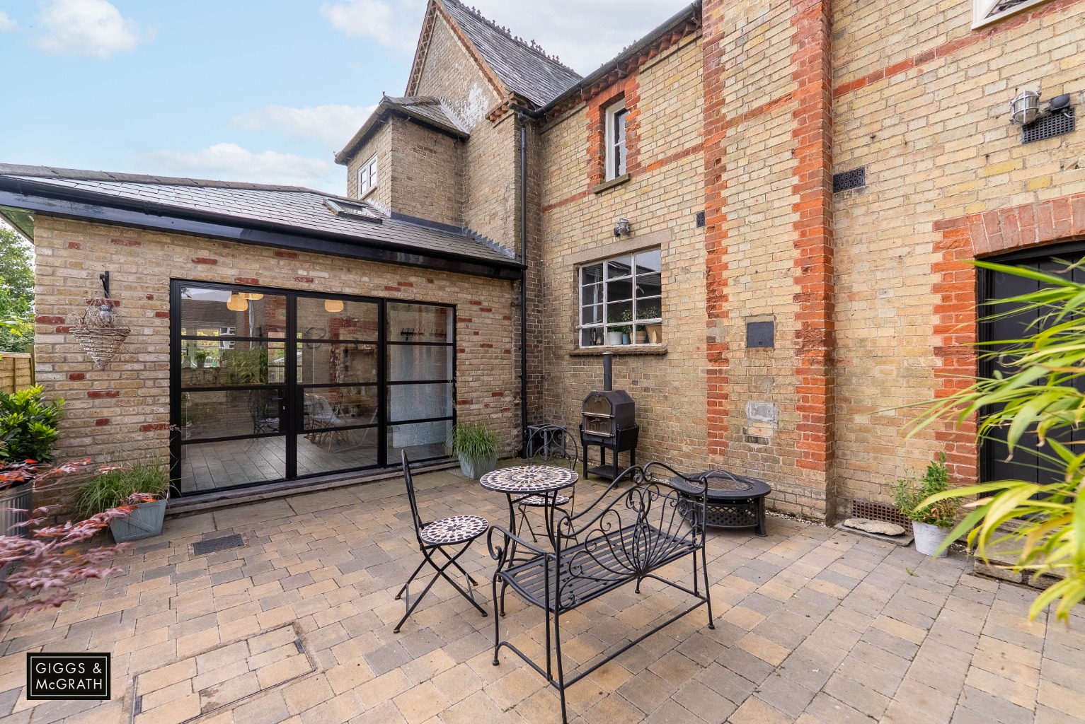 3 bed semi-detached house for sale in Church Road, Huntingdon  - Property Image 9