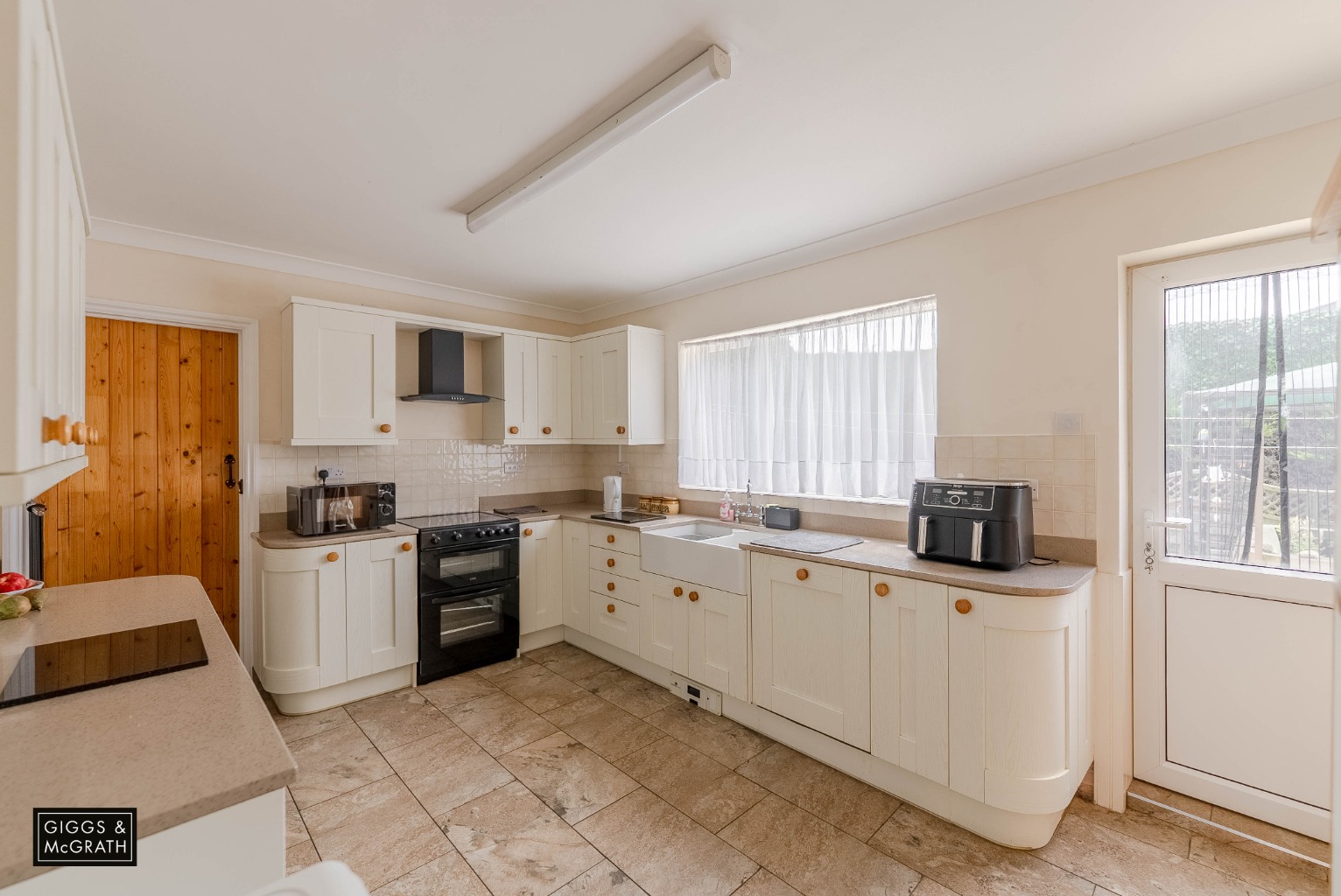 5 bed detached house for sale in The Heath, Huntingdon 5