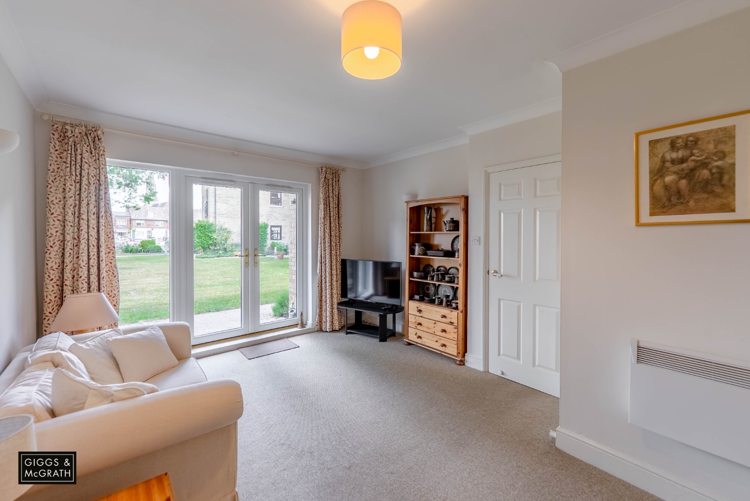 2 bed ground floor flat for sale in Bridgefoot, St. Ives  - Property Image 2