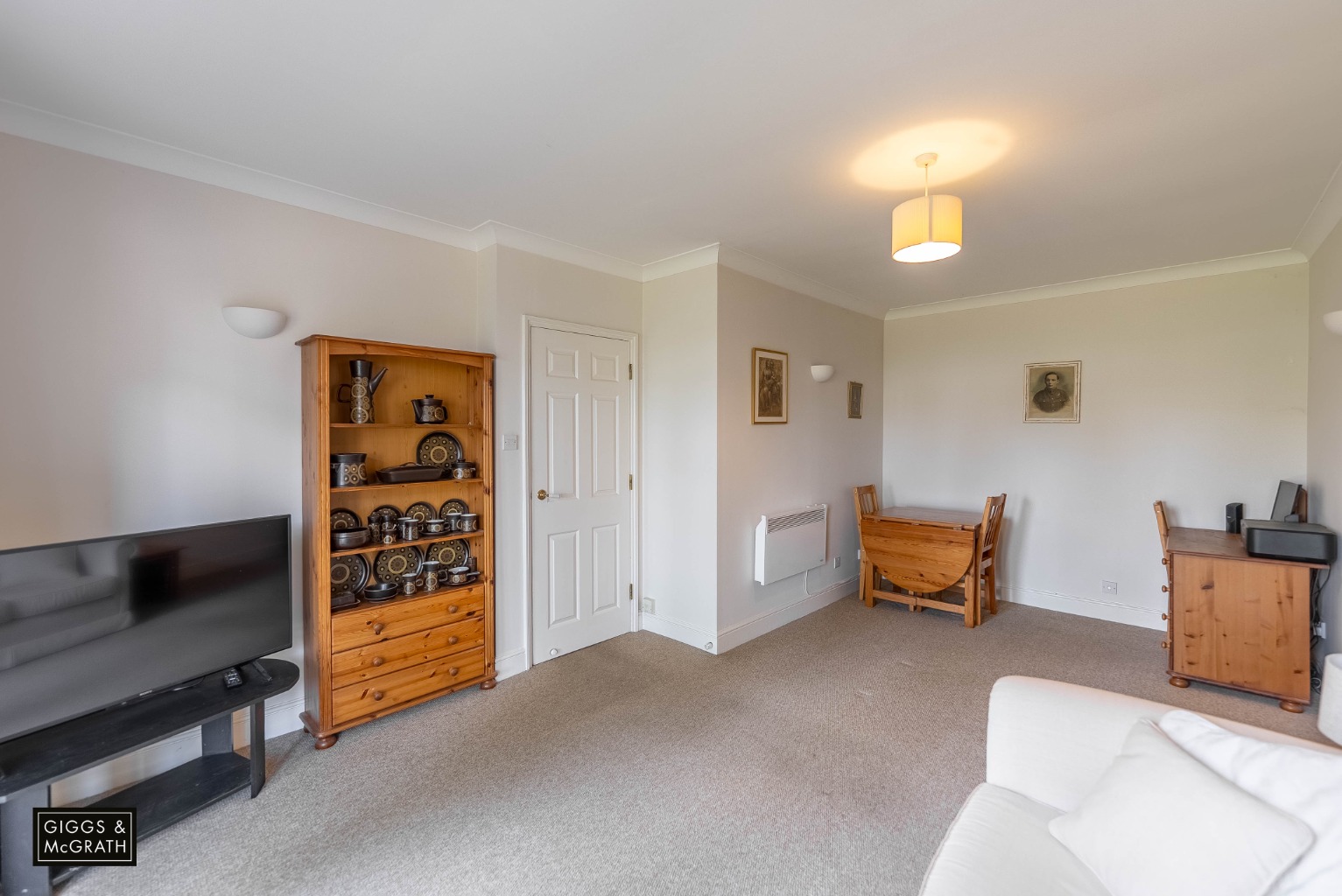 2 bed ground floor flat for sale in Bridgefoot, St. Ives  - Property Image 8