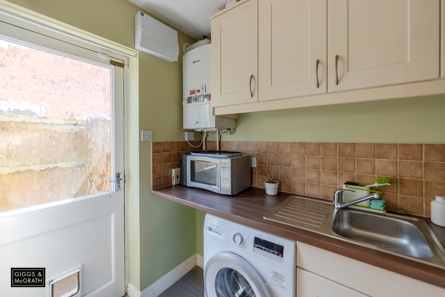 3 bed detached house for sale in Hillfield, Cambridgeshire 8