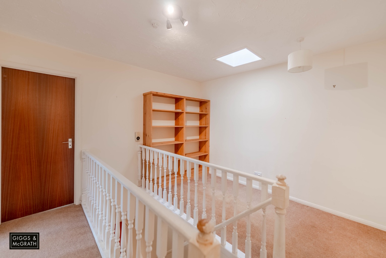 2 bed maisonette for sale in Parkside, Huntingdon  - Property Image 6