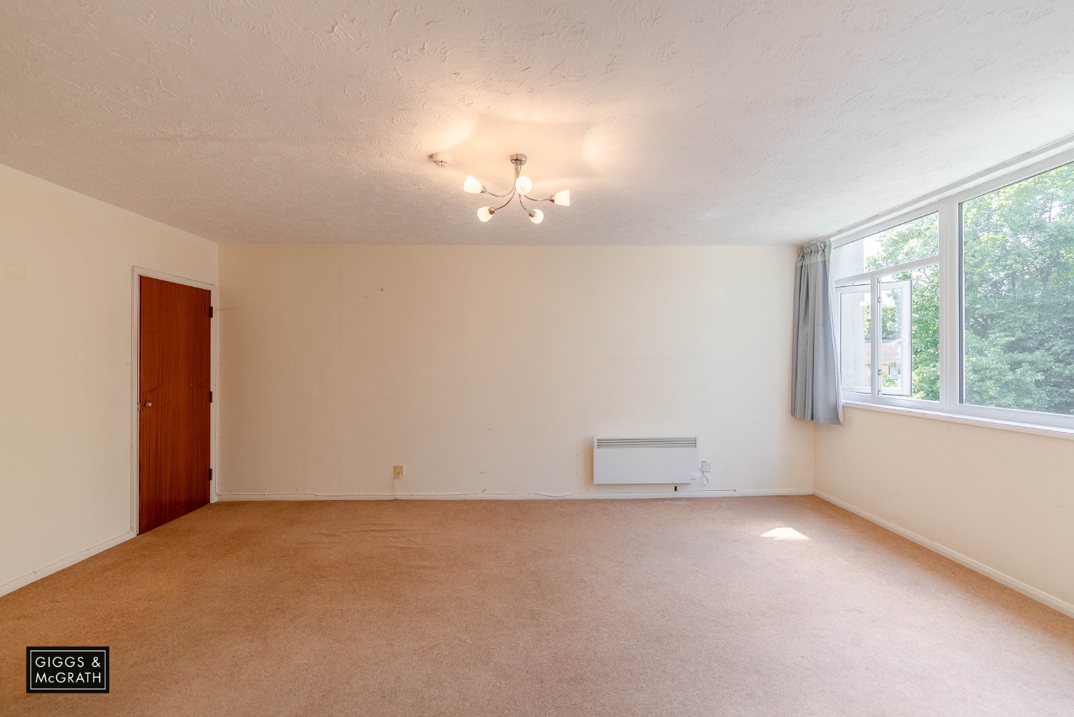 2 bed maisonette for sale in Parkside, Huntingdon  - Property Image 4