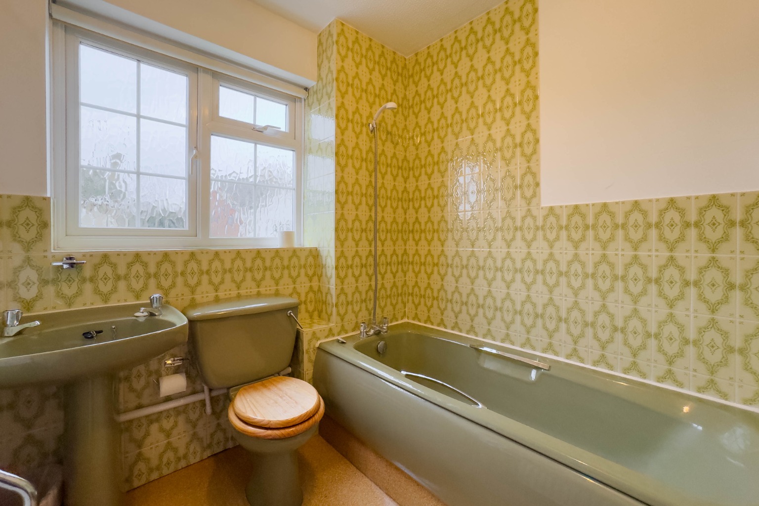 4 bed detached house for sale in Chequers Croft, Cambridgeshire  - Property Image 15