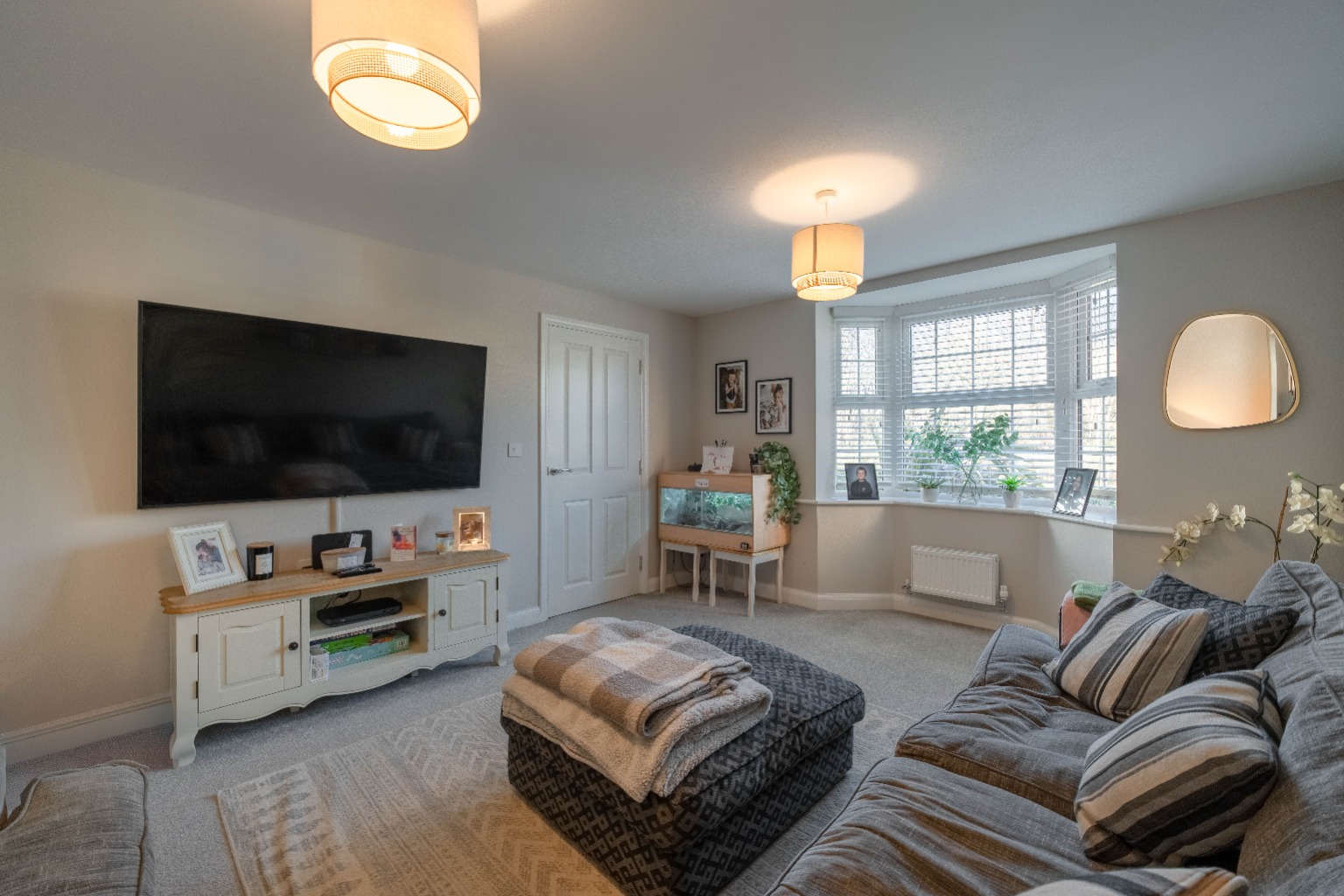 4 bed detached house for sale in Doherty Road, Huntingdon 3